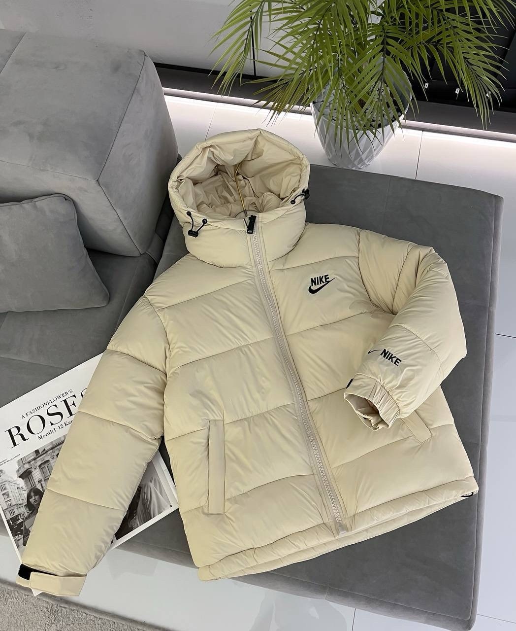 куртка зимняя nike,пуховик nike,куртка зимняя пуховик nike цвет бежевый,куртка зимняя пуховик nike,куртка зимняя nike мужская