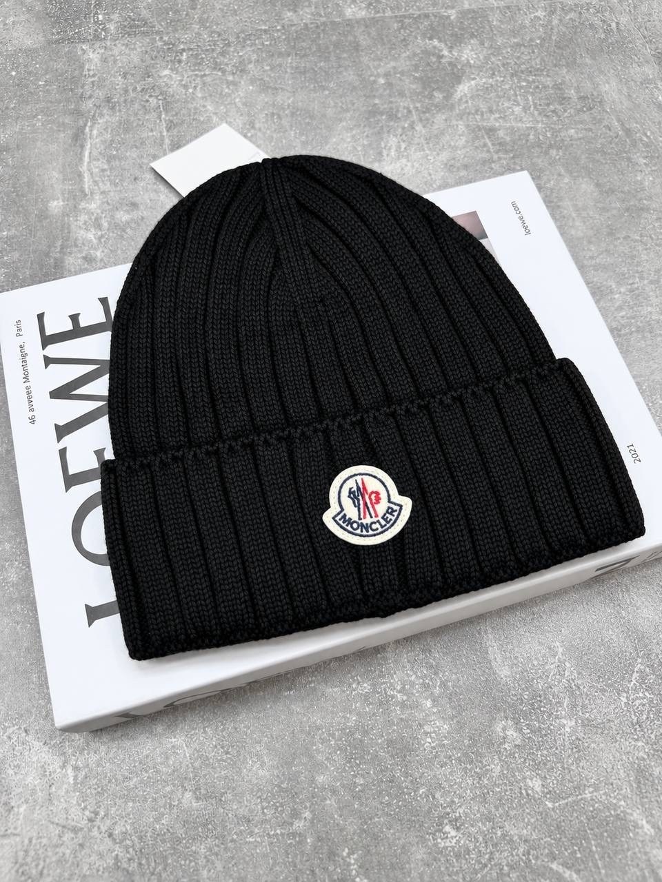 шапка moncler,шерстяная шапка с логотипом moncler синий,moncler electric blue wool blend beanie hat,moncler ribbed logo-patch beanie in blue,шапка moncler мужская