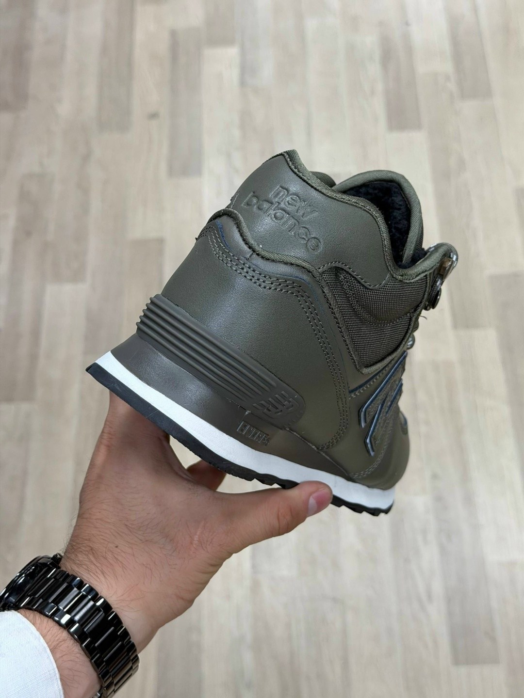 зимние кроссовки adidas,кроссовки мужские зимние adidas,мужская  кроссовки,кроссовки adidas climaproof,кроссовки зимние мужские адидас