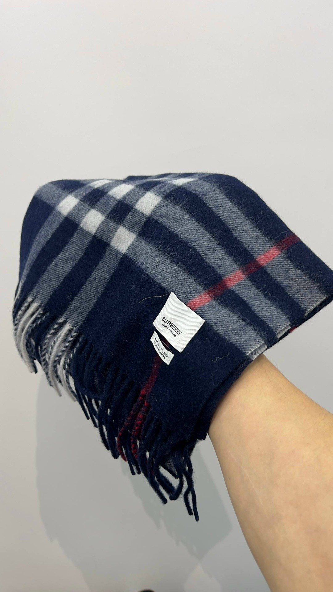 шарф burberry,шарф burberry 100% lambswool,шарф burberry мужской,кашемировый шарф,клетчатый шарф