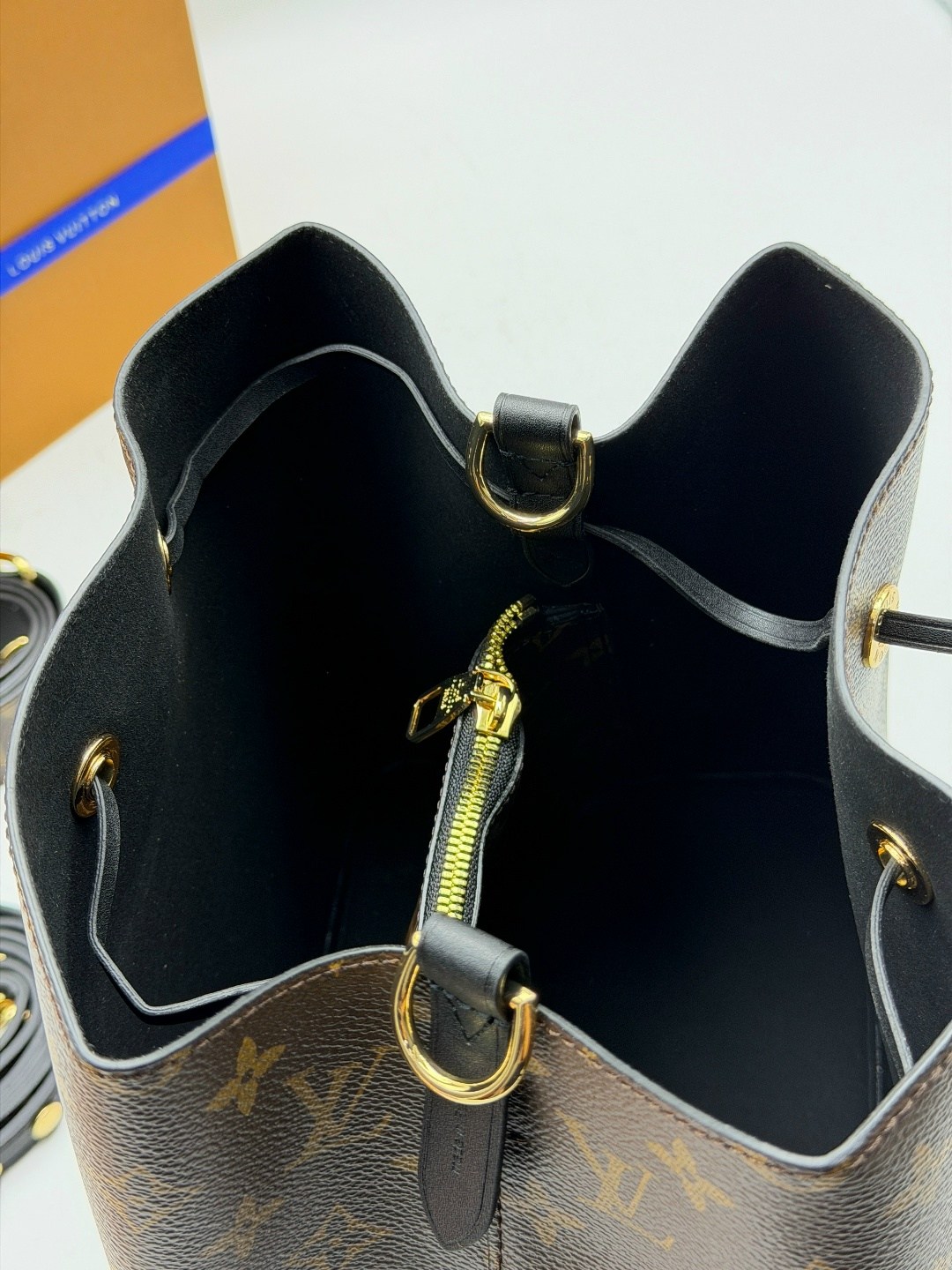 сумка louis vuitton,женская сумка louis vuitton,сумка neonoe louis vuitton,louis vuitton bag,сумка через плечо louis vuitton