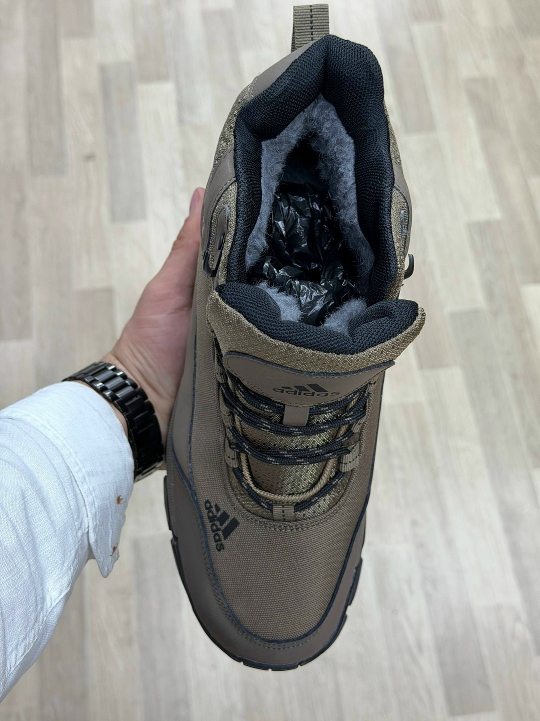 зимние кроссовки adidas,кроссовки мужские зимние adidas,мужская  кроссовки,кроссовки adidas climaproof,кроссовки зимние мужские адидас