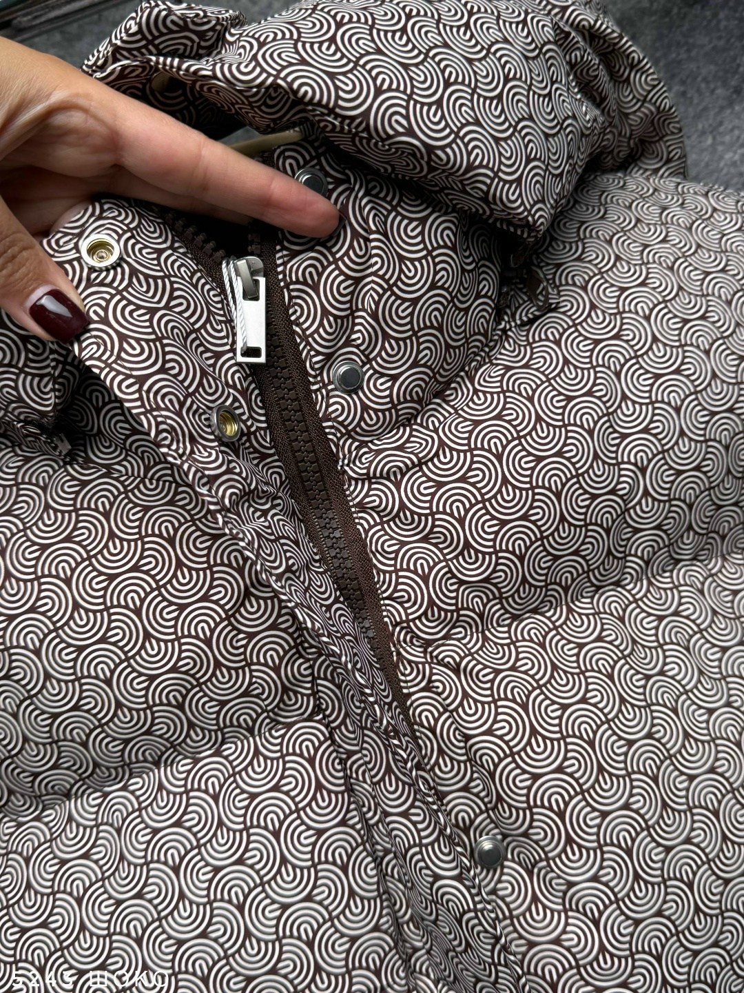 куртка модная,пуховик burberry,пуховик женский,теплая куртка,куртка женская