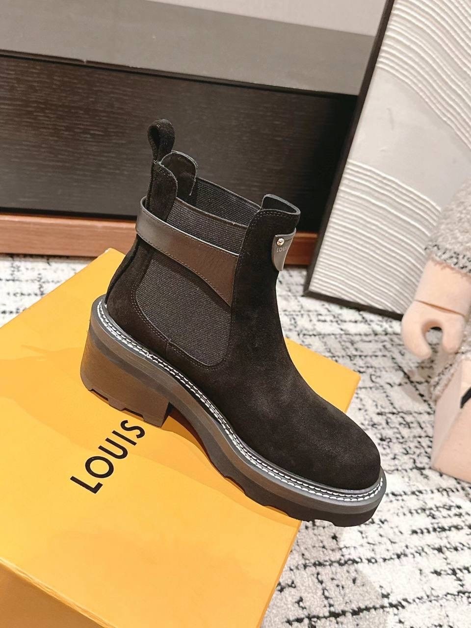 ботинки louis vuitton,ботинки женские,,замшевые ботинки,ботинки