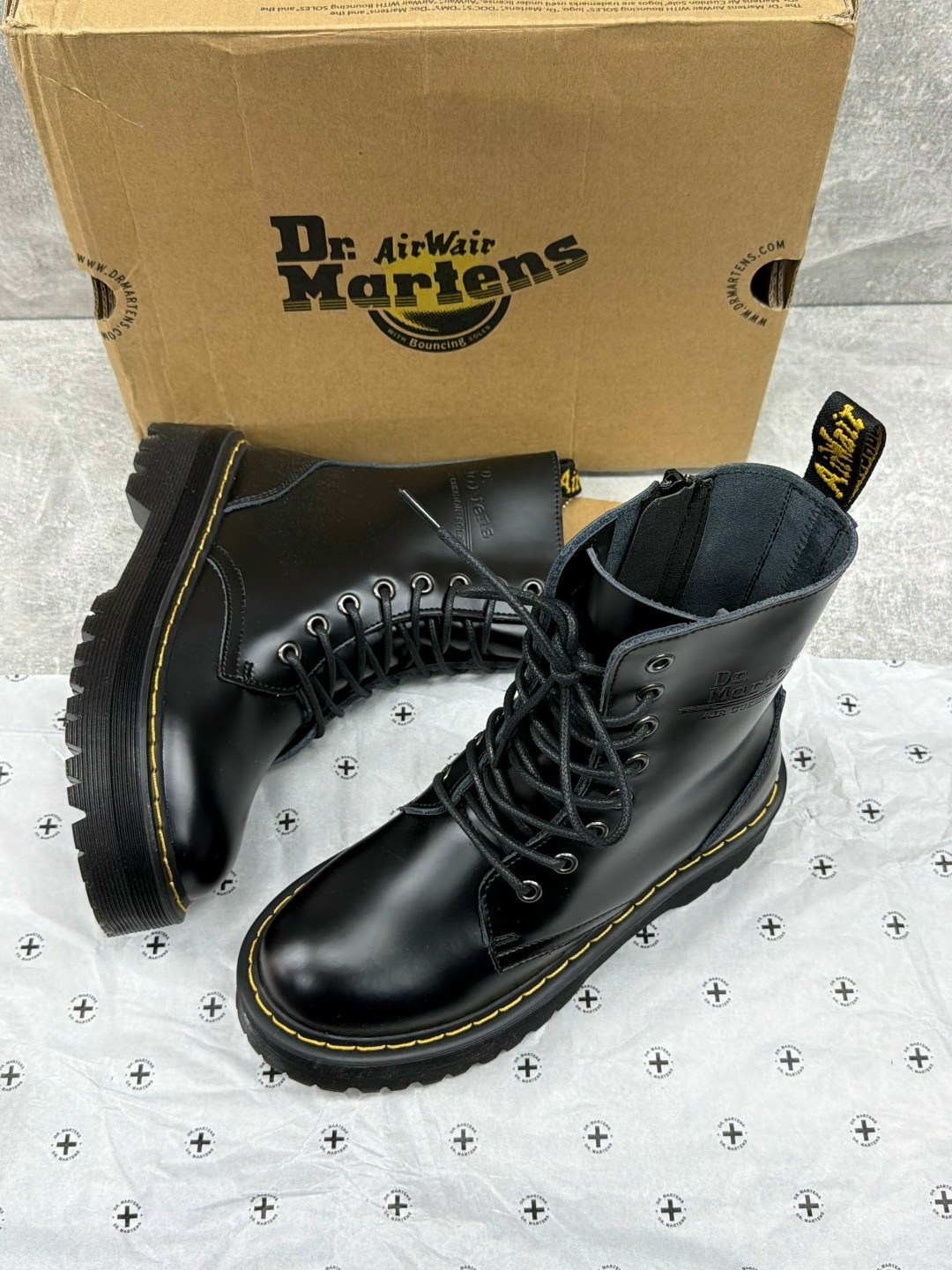 ,ботинки dr. martens,ботинки dr,ботинки мартинсы,ботинки dr.martens jadon