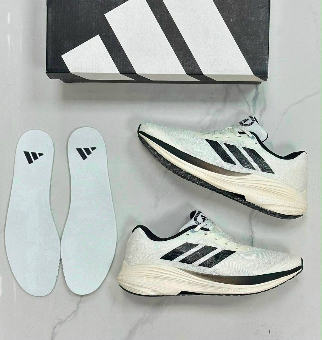 кроссовки adidas,кроссовки adidas adizero,кроссовки adidas adizero sl,кроссовки,кроссовки мужские adidas