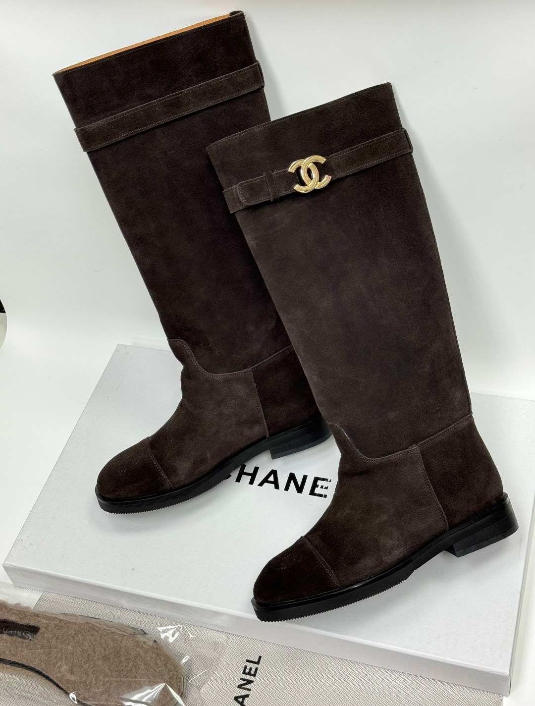 сапоги chanel,резиновые сапоги chanel,сапоги шанель,резиновые сапоги шанель,сапоги шанель черные