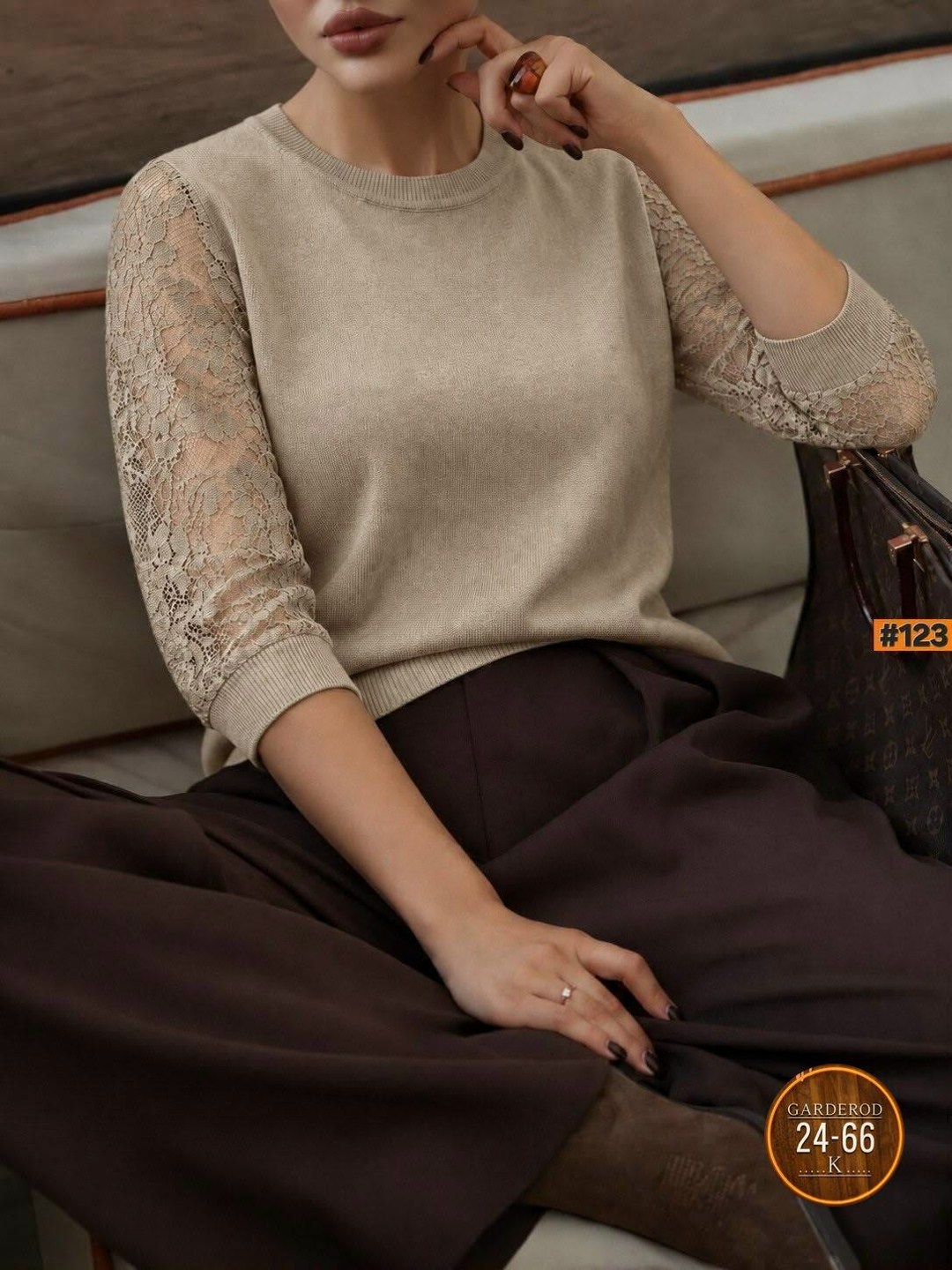 кашемировый свитер с кружевными рукавами sofia cashmere черный,кашемировые кофты с кружевом,кофта с кружевными рукавами,кофта с кружевами,кофта женская