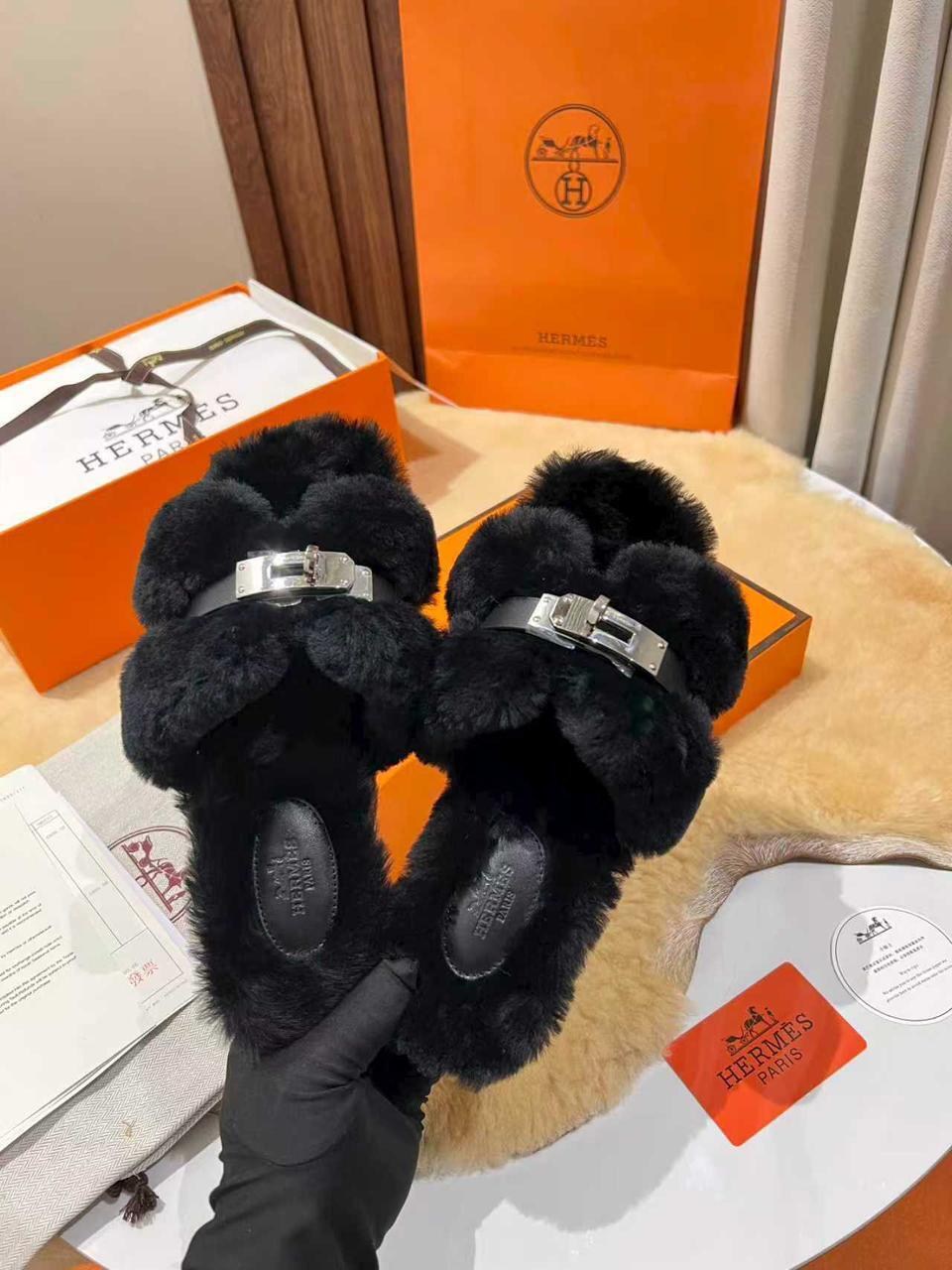 тапочки hermes,hermes шлепанцы,меховые шлепки hermes,тапочки hermes женские,меховые тапочки