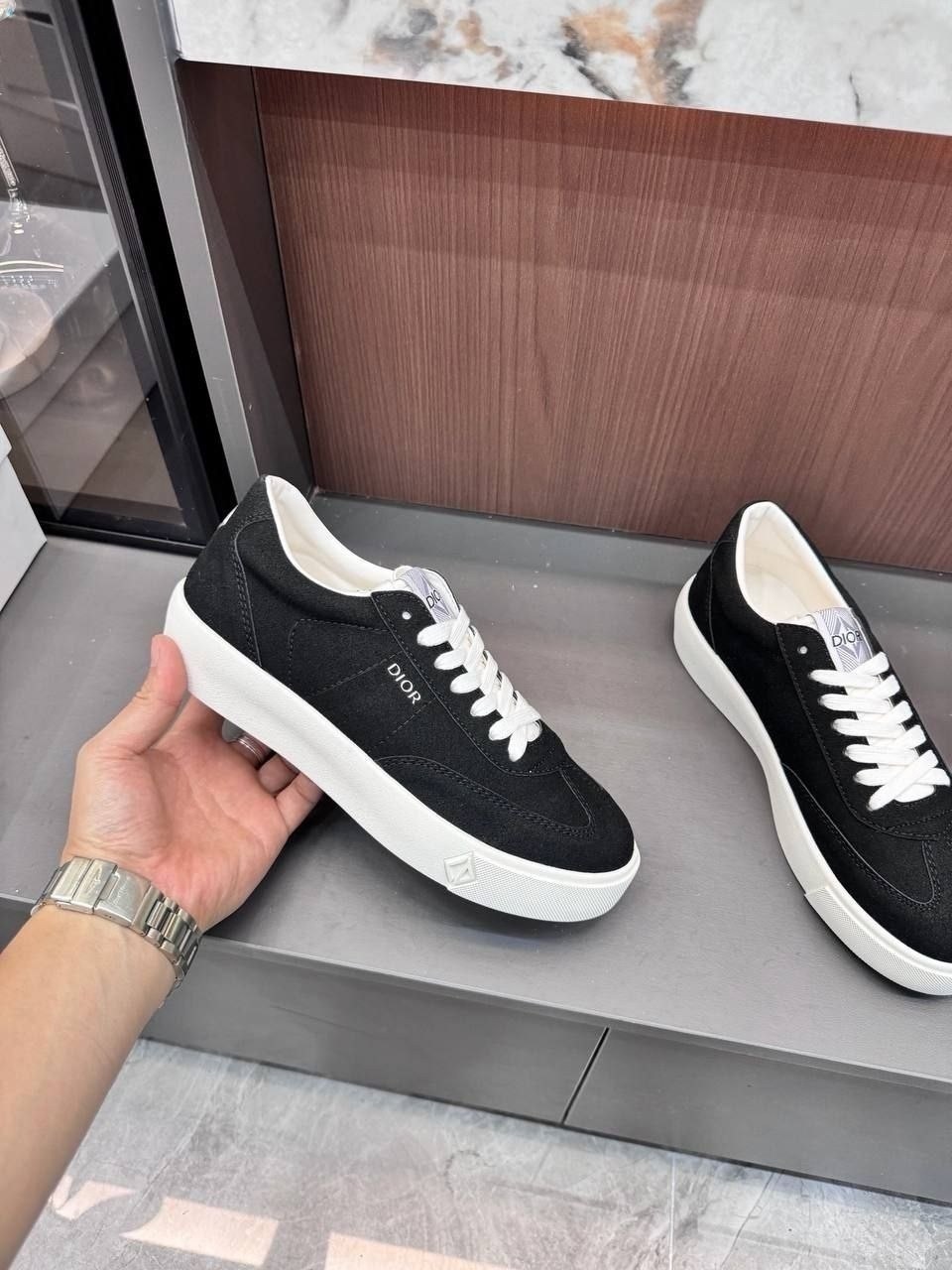 ,низкие кроссовки,спортивная ,кроссовки dior,замшевые кроссовки