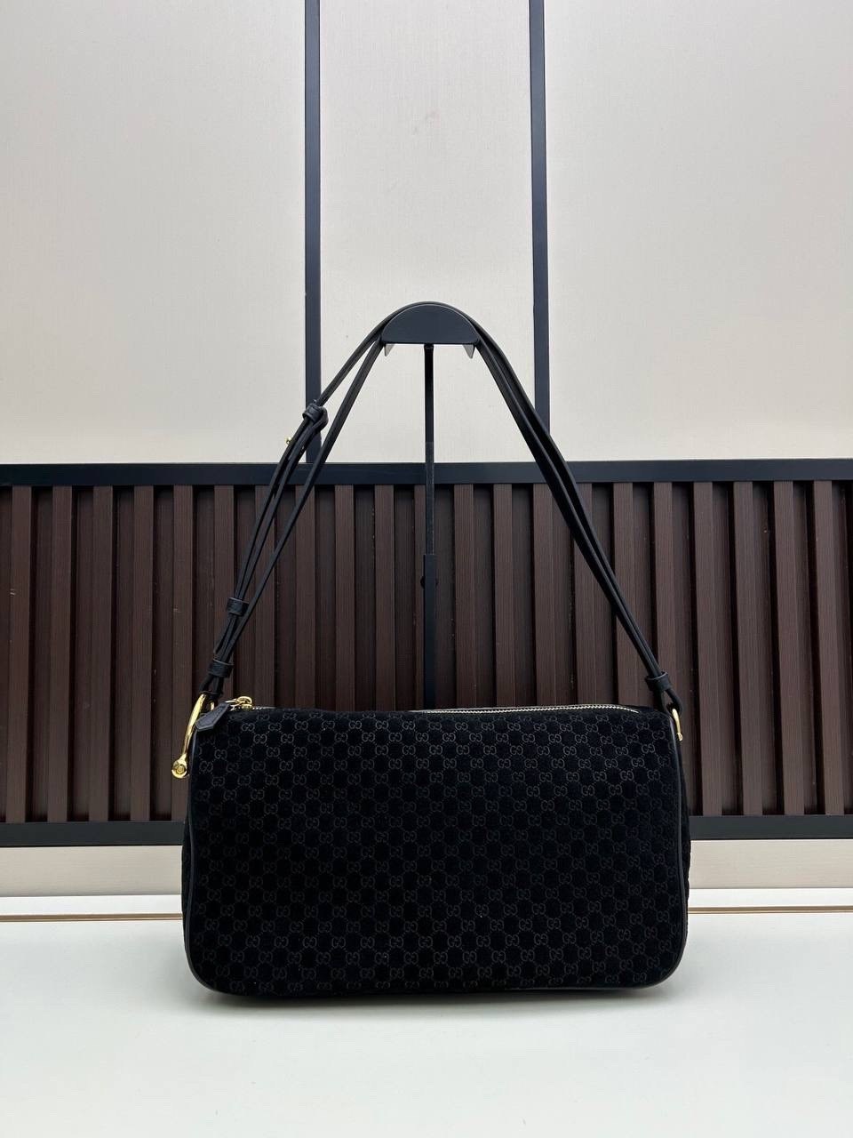 сумка гуччи хобо,сумка gucci,женская сумка gucci,сумка гуччи через плечо,сумка gucci бежевый