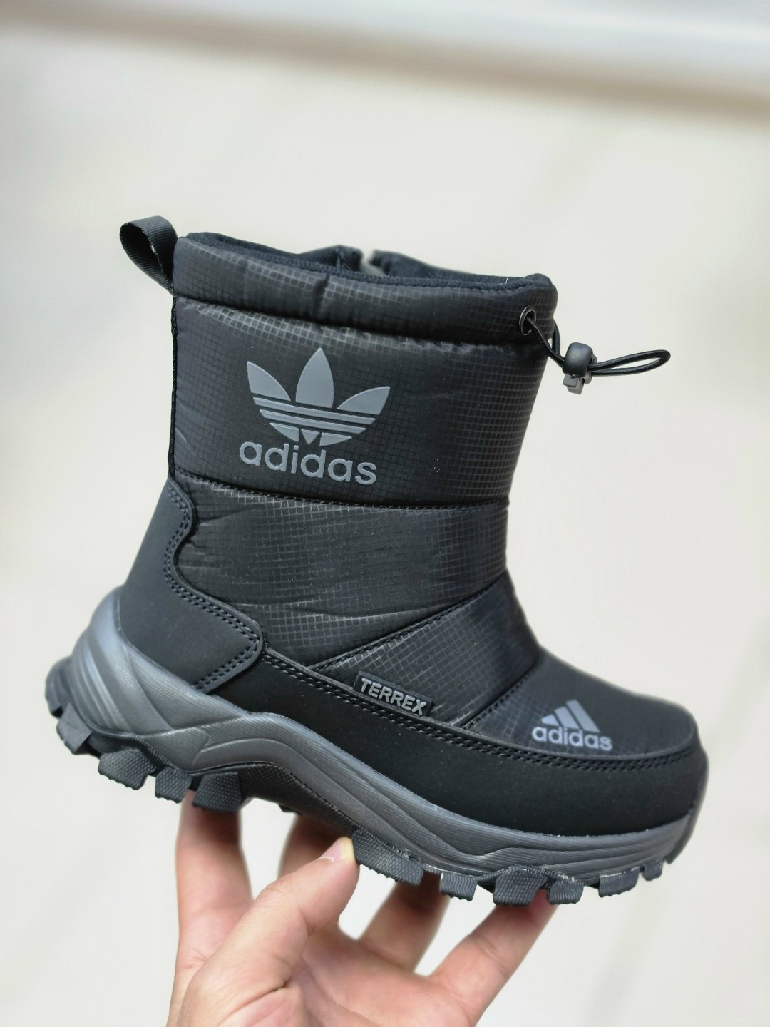 дутики adidas,дутики высокие сапоги на меху женские adidas,adidas зимние,зимние сапоги adidas,дутики женские adidas