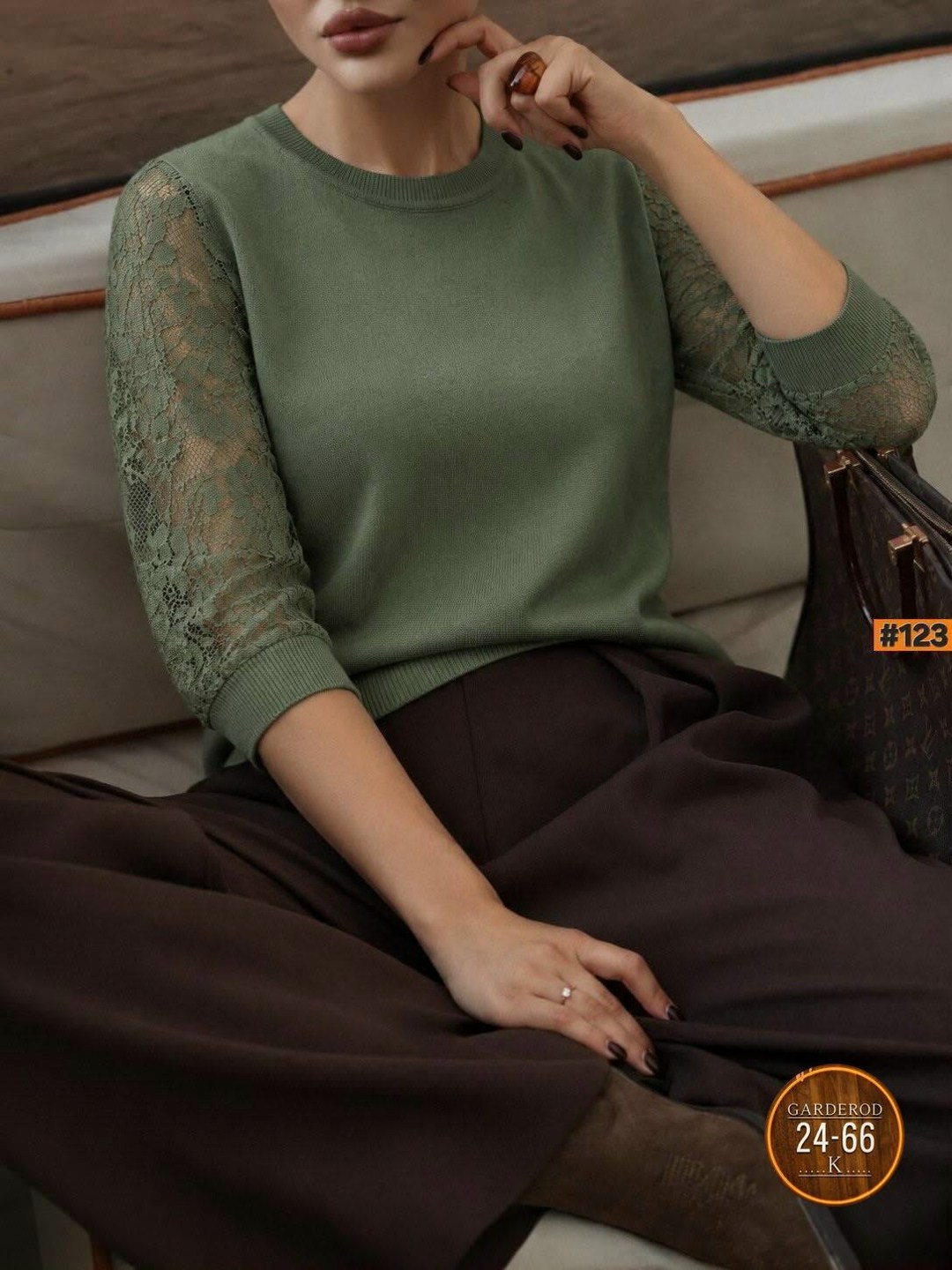 кашемировый свитер с кружевными рукавами sofia cashmere черный,кашемировые кофты с кружевом,кофта с кружевными рукавами,кофта с кружевами,кофта женская