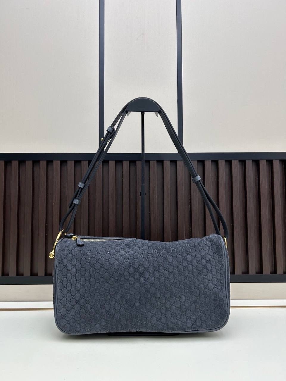 сумка гуччи хобо,сумка gucci,женская сумка gucci,сумка гуччи через плечо,сумка gucci бежевый