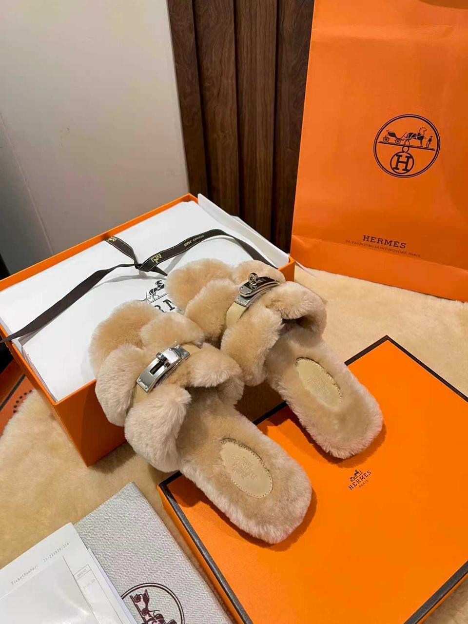 тапочки hermes,hermes шлепанцы,меховые шлепки hermes,тапочки hermes женские,меховые тапочки