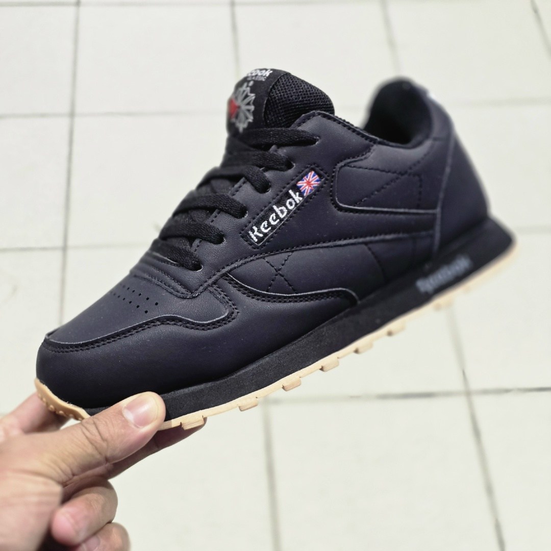 кроссовки reebok classic,кроссовки reebok classic белые кожаные,кроссовки reebok,кроссовки рибок женские белые,кроссовки рибок мужские кожаные белые классик