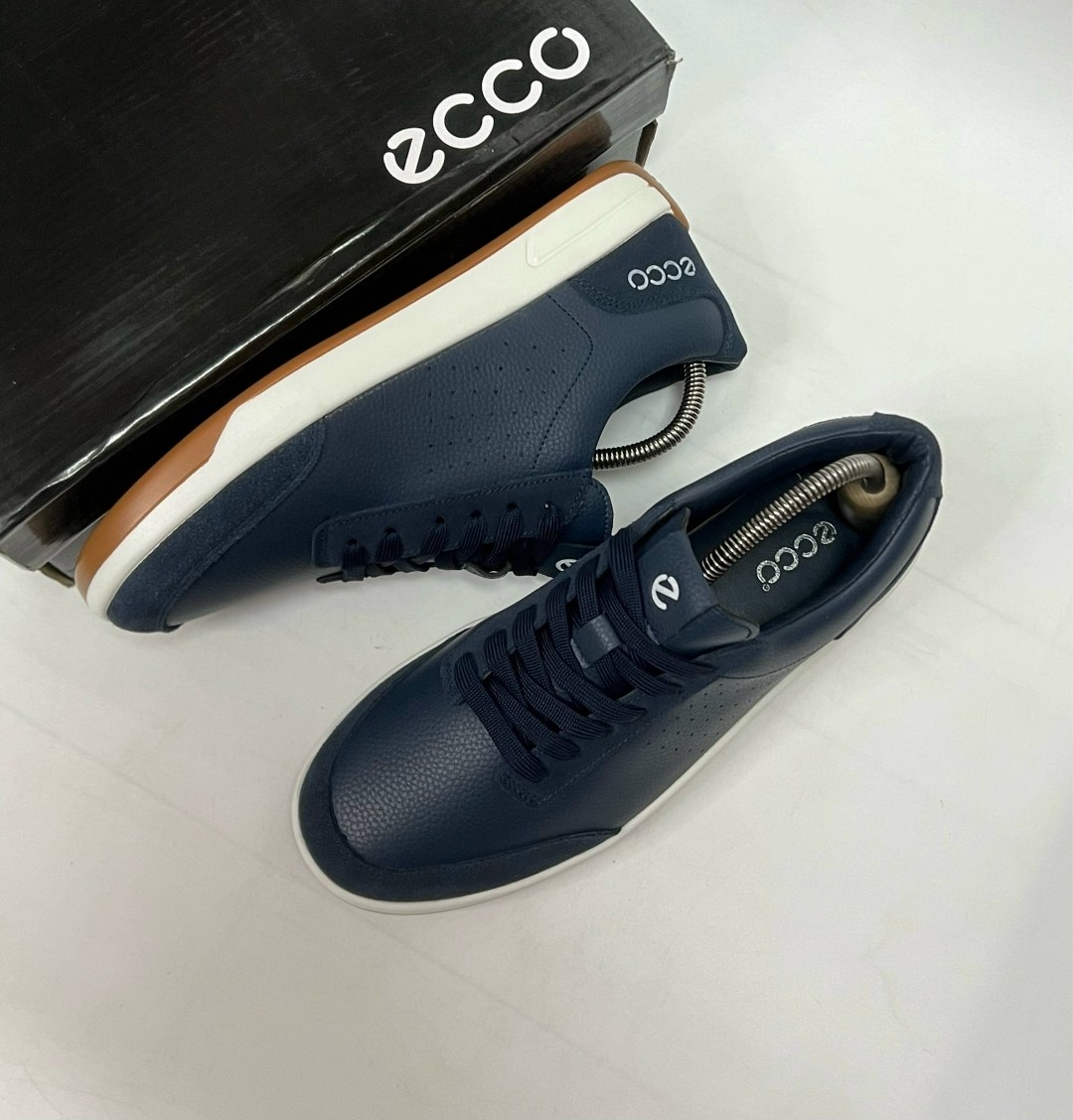 кроссовки ecco,кроссовки мужские ecco,,мужской кроссовки,повседневные кроссовки
