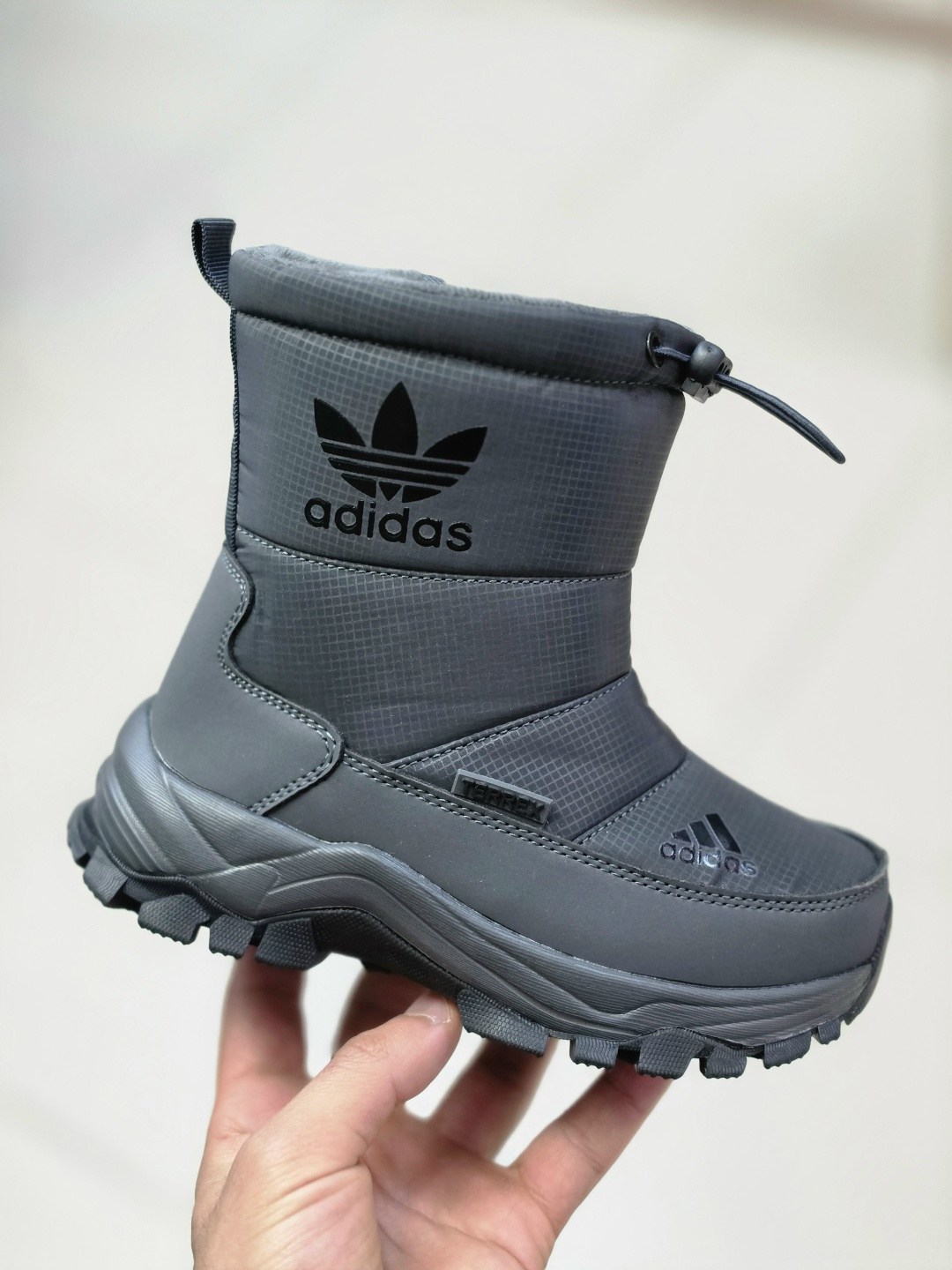 дутики adidas,дутики высокие сапоги на меху женские adidas,adidas зимние,зимние сапоги adidas,дутики женские adidas