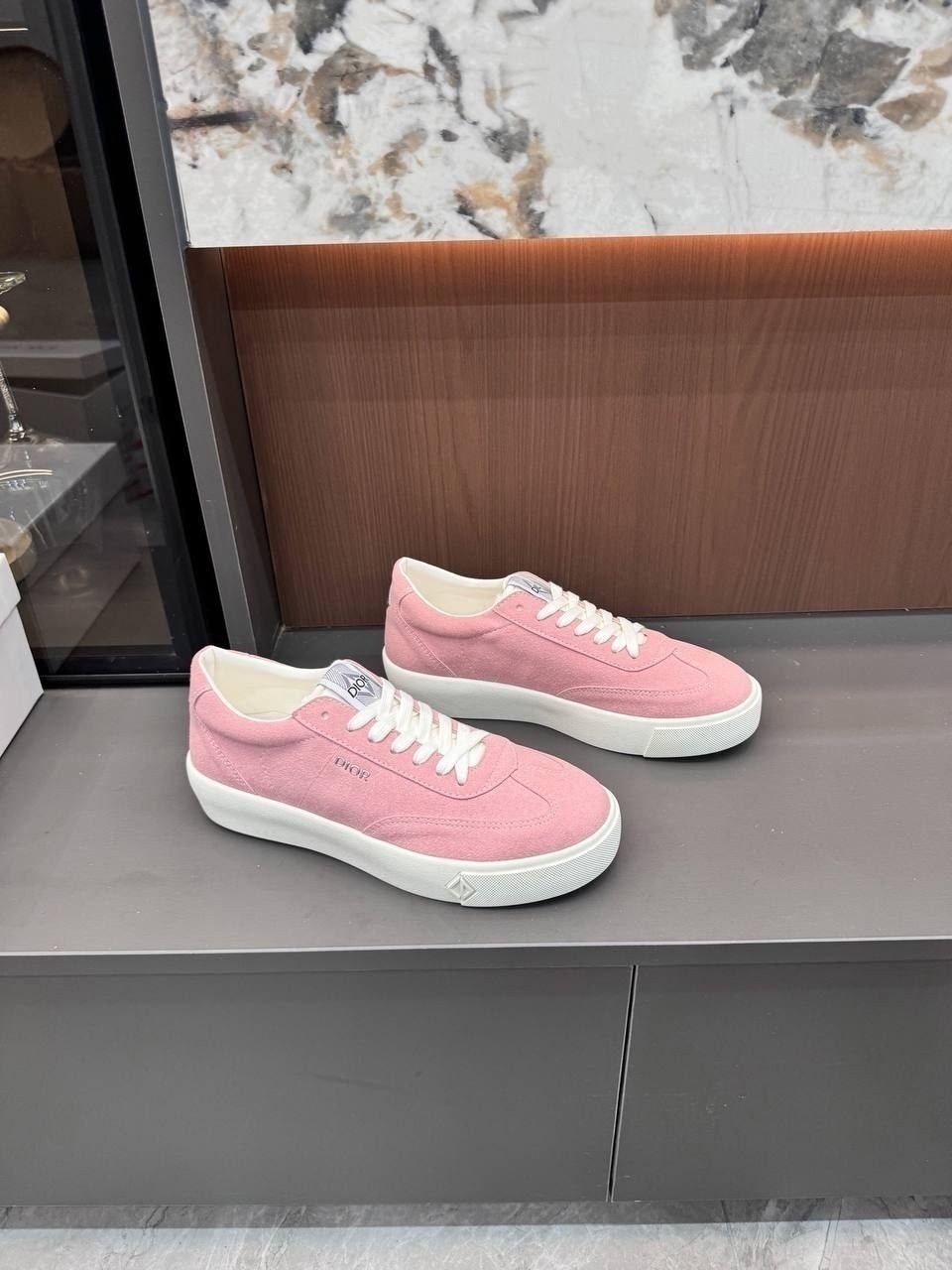 ,dior кроссовки,низкие кроссовки,кеды dior,спортивная