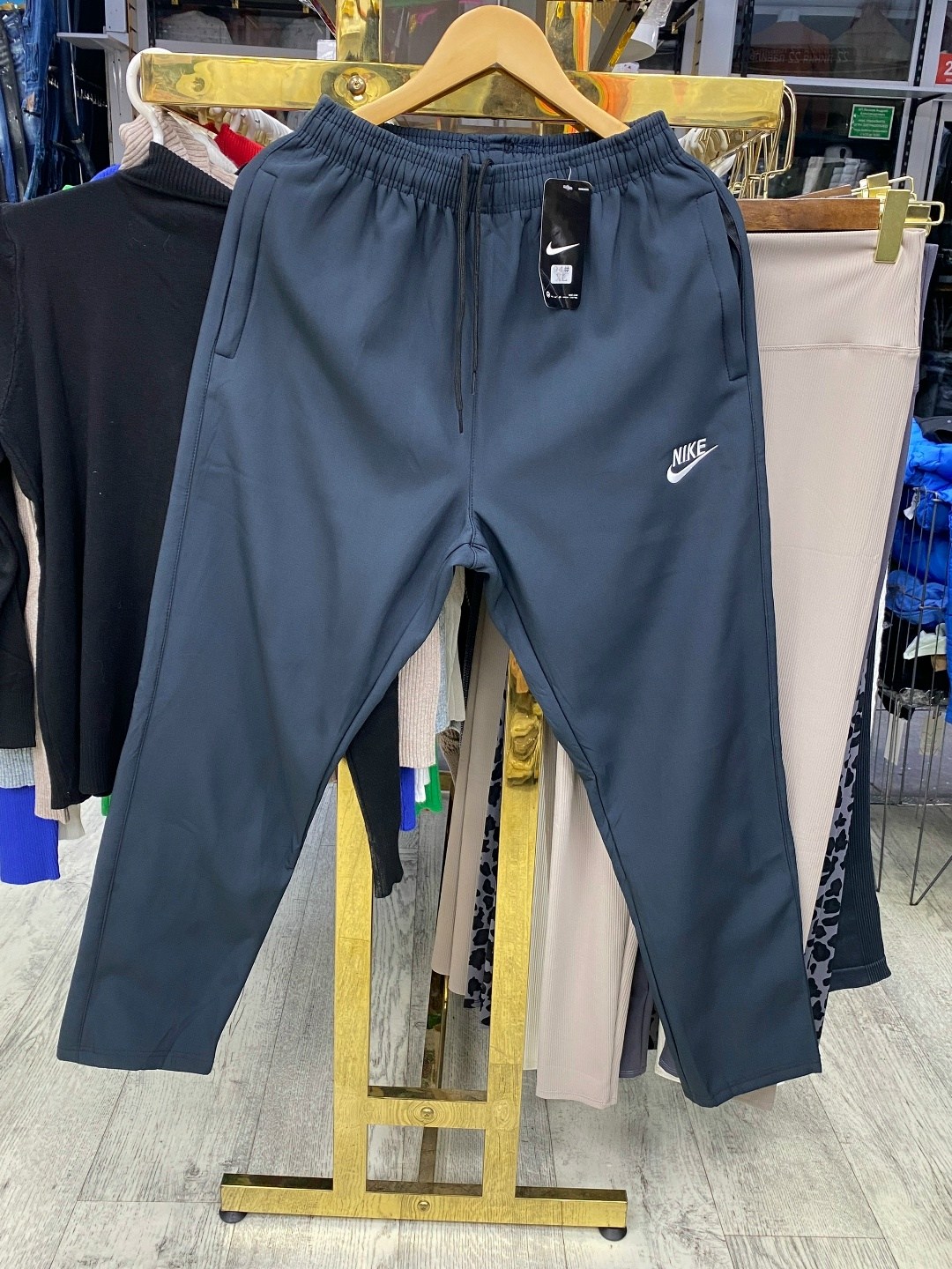 брюки мужские nike,мужские спортивные брюки nike,спортивные брюки мужские,мужские спортивные штаны,спортивные штаны nike