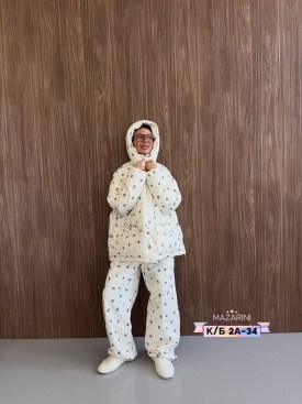 Костюм