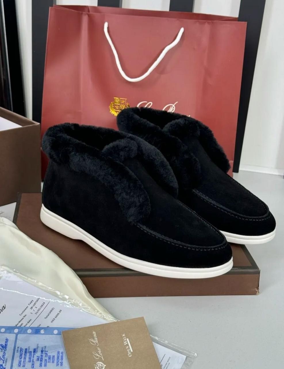 зимние замшевые ботинки loro piana open walk бежевые с мехом,женские лоферы loro piana open walk с мехом,лоферы loro piana зимние,лоферы loro piana с мехом,ботинки loro piana