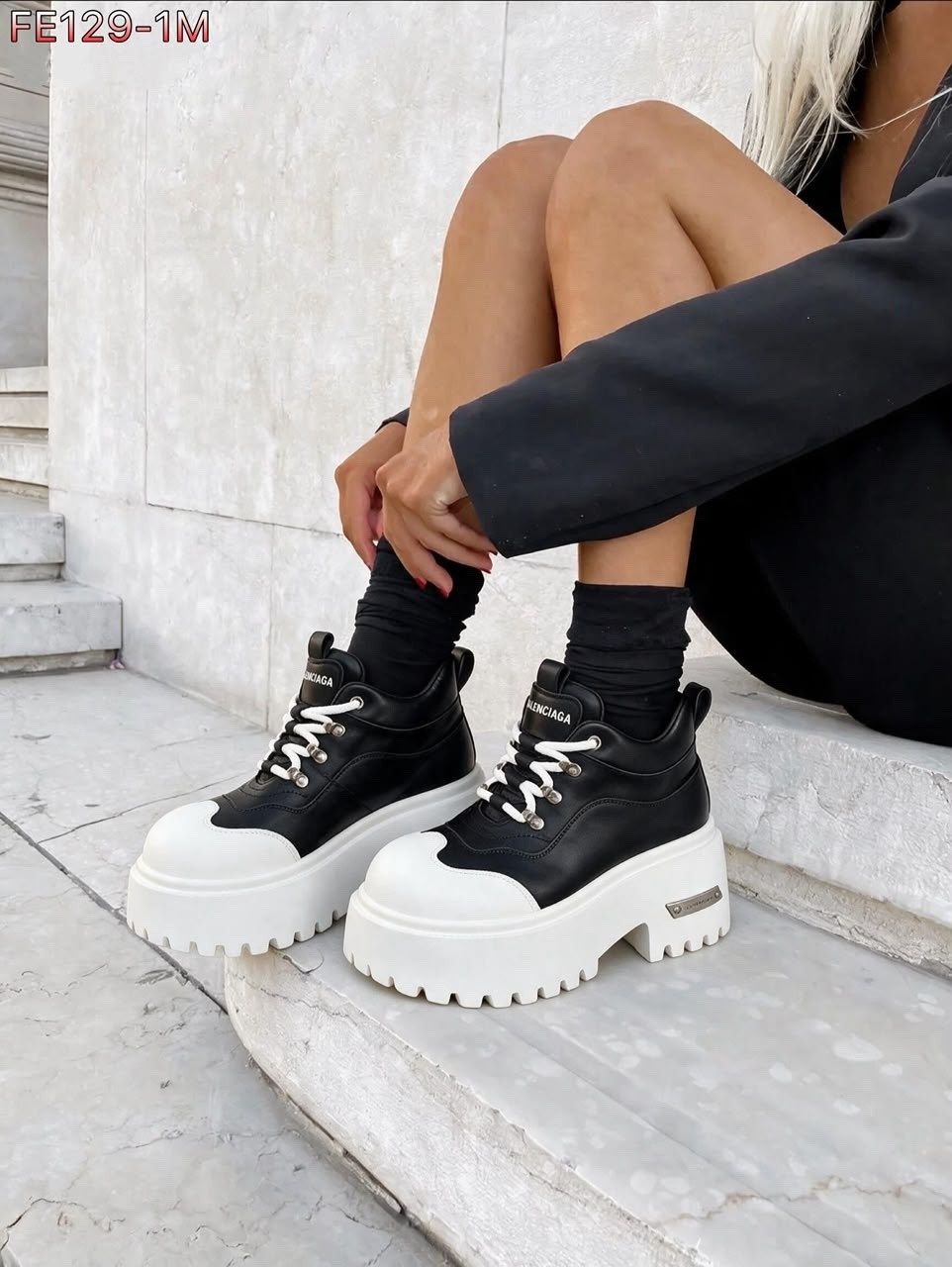 balenciaga женские кожаные ботинки balenciaga чёрного цвета,ботинки balenciaga,balenciaga женские кожаные ботинки чёрного цвета,,женские брендовые кожаные ботинки balenciaga premium