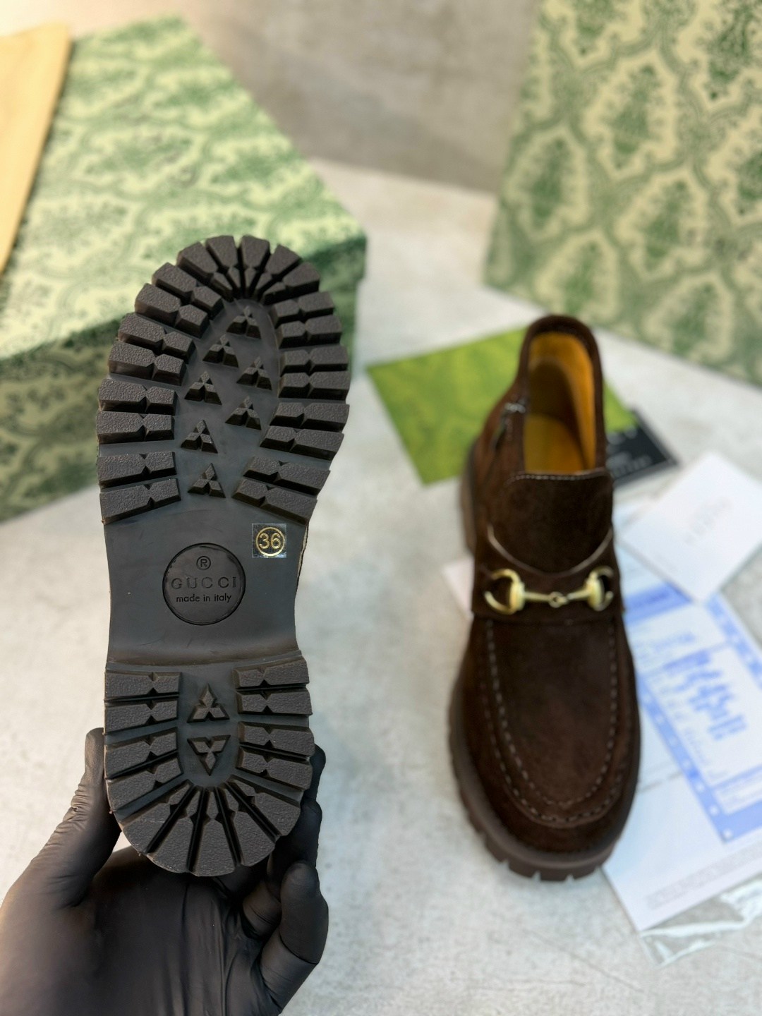 ,ботинки gucci,лоферы gucci,женские замшевые черные ботинки gucci,ботинки gucci horsebit черные