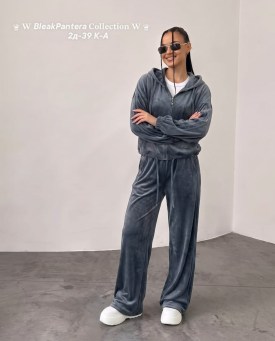 Костюм