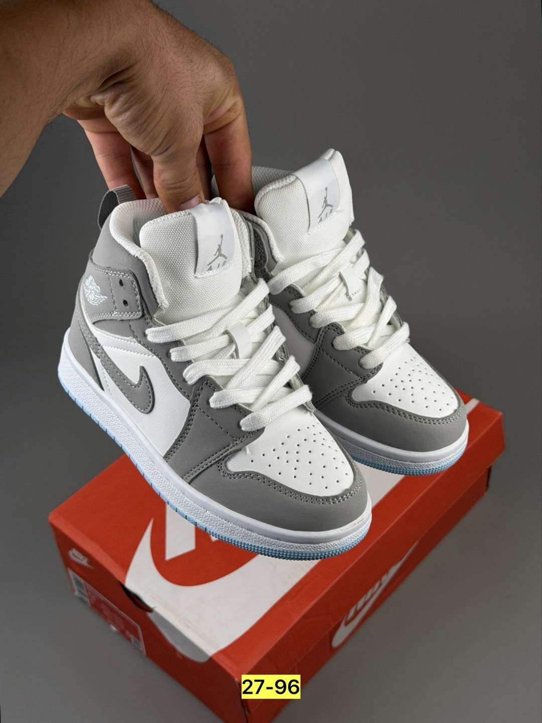 кроссовки air jordan 1 mid se,кроссовки nike air jordan 1,кроссовки nike air jordan 1 mid,кроссовки nike air jordan 1 mid wolf grey,nike air jordan 1 mid