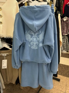 Костюм