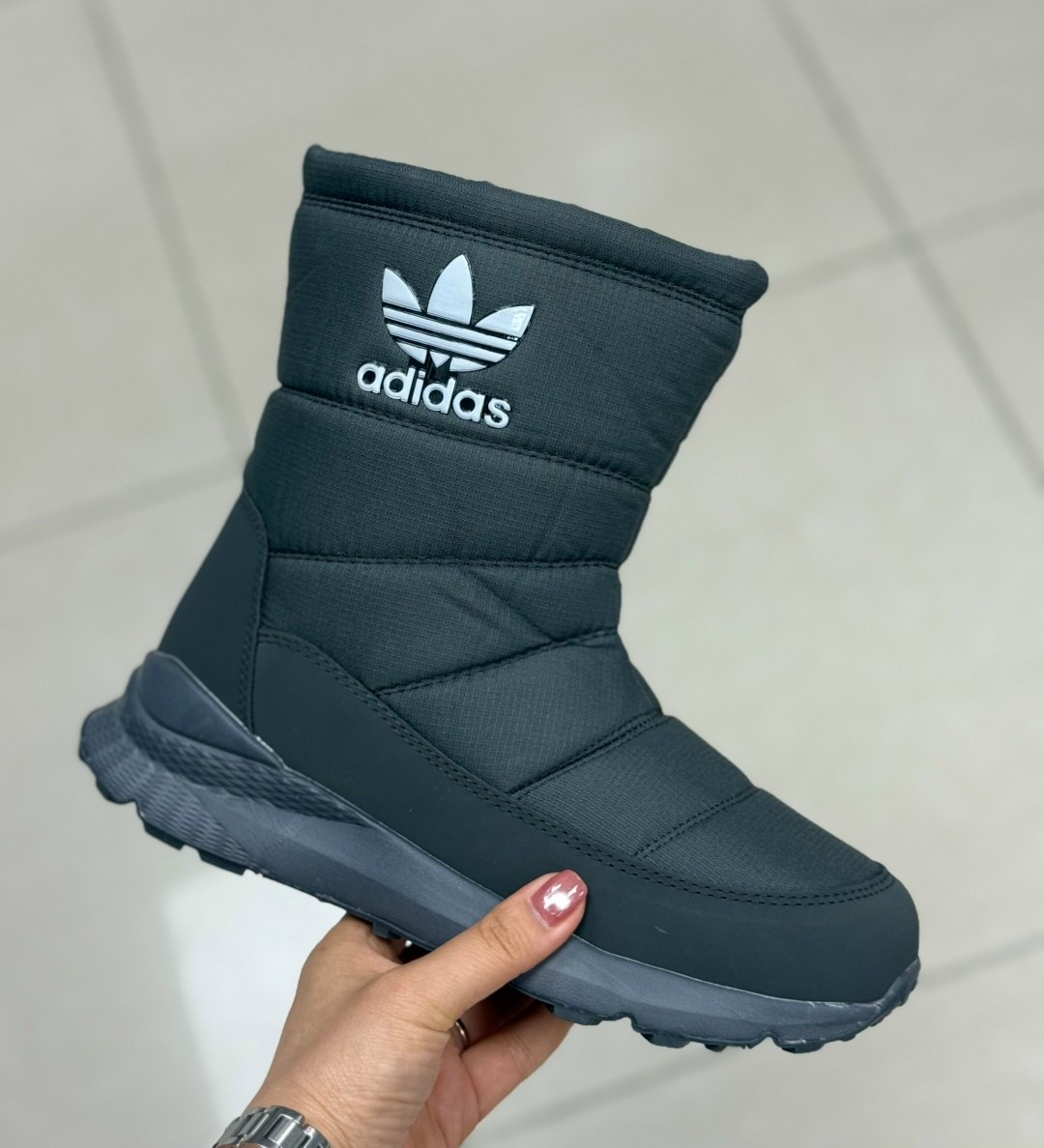 дутики высокие сапоги на меху женские adidas,зимние дутики adidas женские 39 белые,дутики adidas,дутыши adidas зима женские,дутики женские adidas terrex