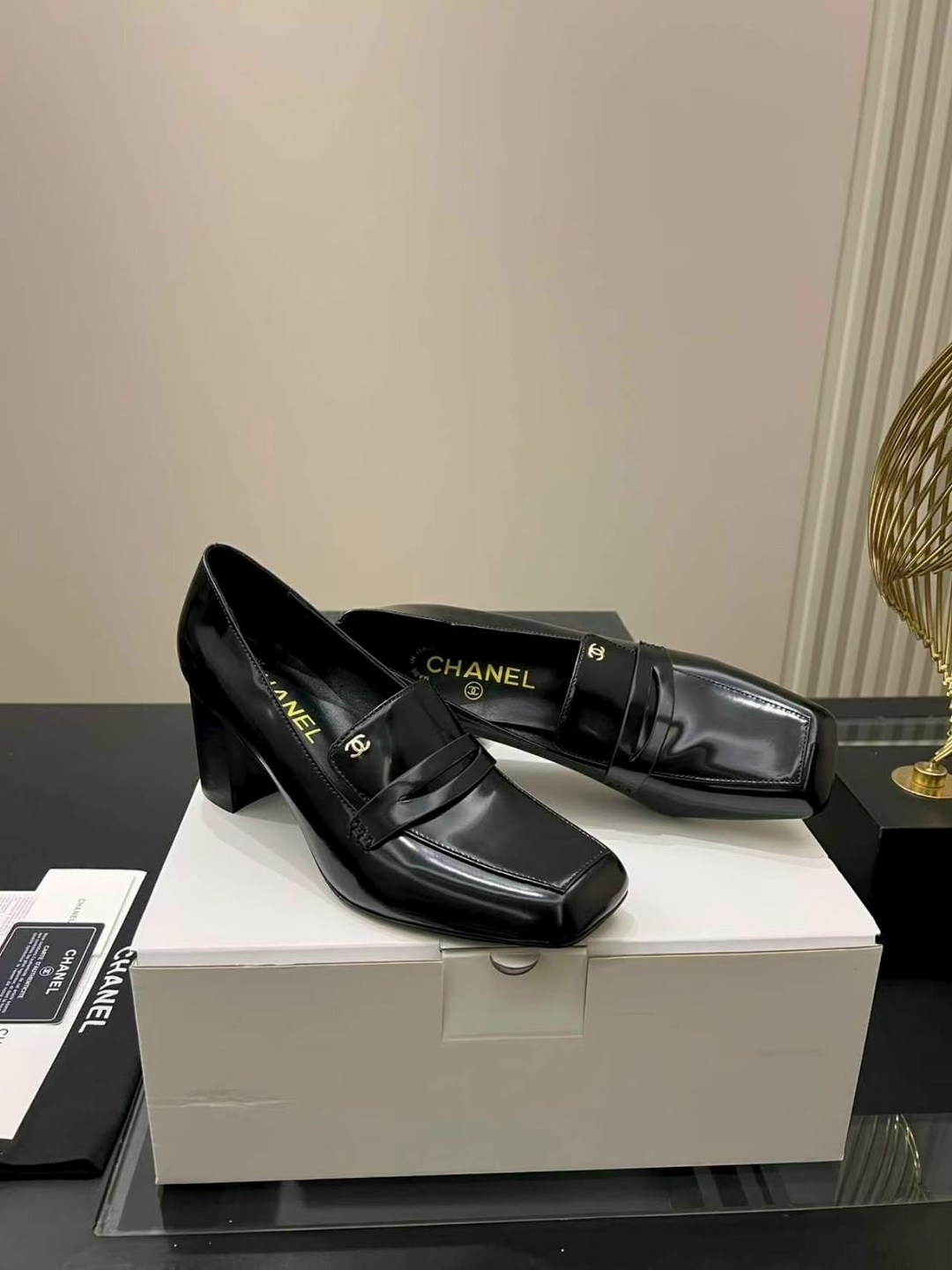 ,лоферы chanel,лоферы диор,лоферы шанель красные,кожаные лоферы