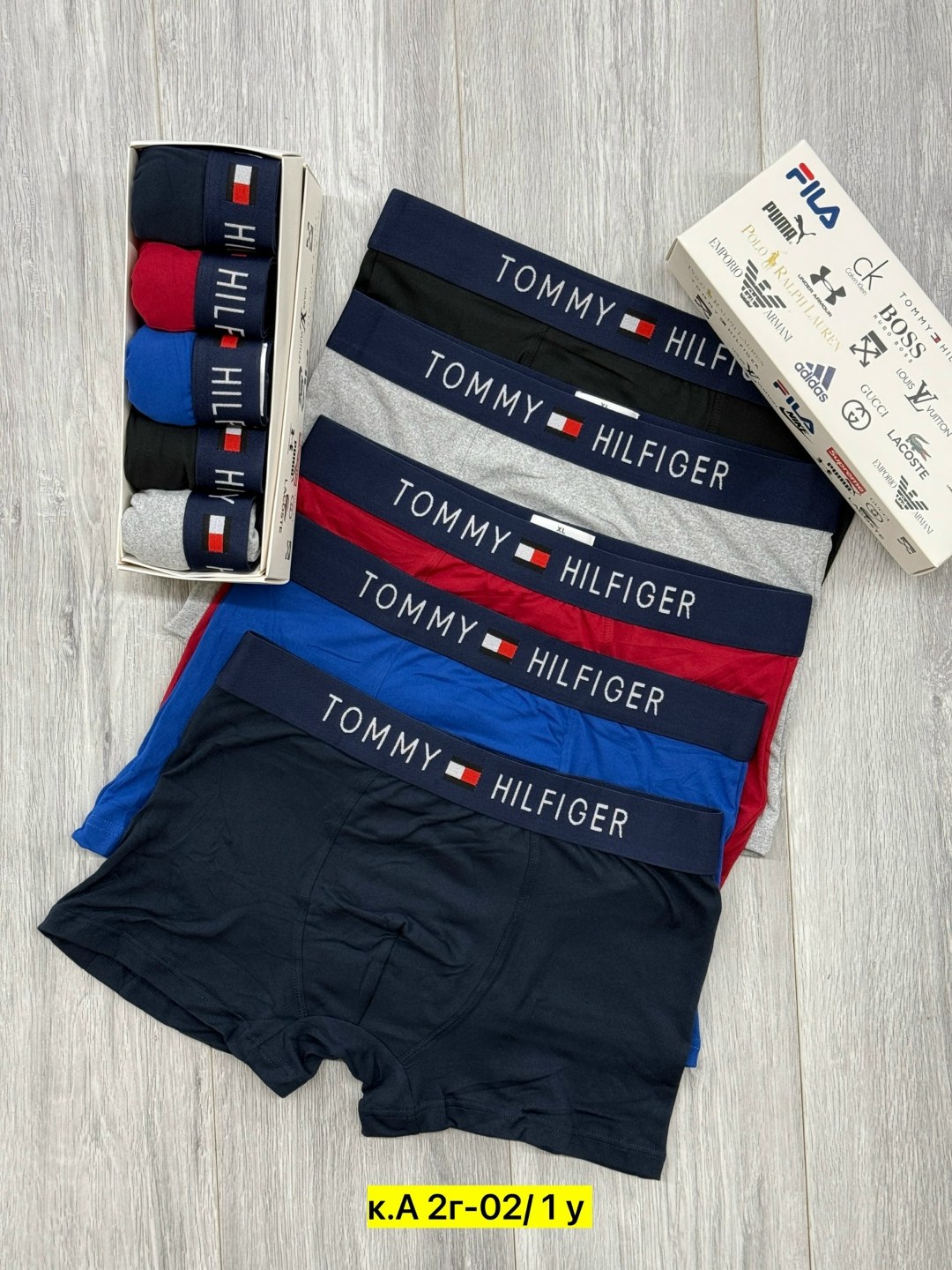 мужские трусы томми хилфигер набор 5 шт,набор мужских трусов tommy hilfiger,трусы томми хилфигер мужские в коробке,комплект трусов мужских,комплект трусов мужские боксеры
