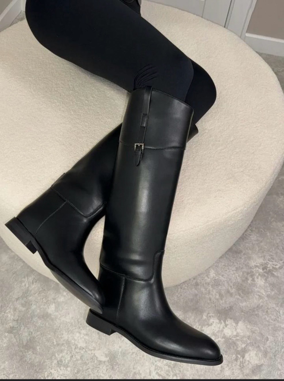 женские сапоги эко кожа,женские черные кожаные сапоги hermes jumping,женские кожаные сапоги hermes чёрного цвета,сапоги женские черные,сапоги hermes жокейские