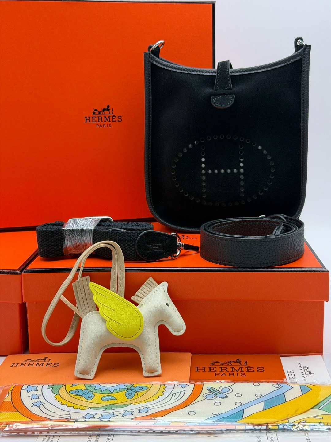 сумка hermes evelyne через плечо планшетка гермес,сумка hermes,сумка hermes evelyne,женская сумка hermes,hermes сумка на плечо