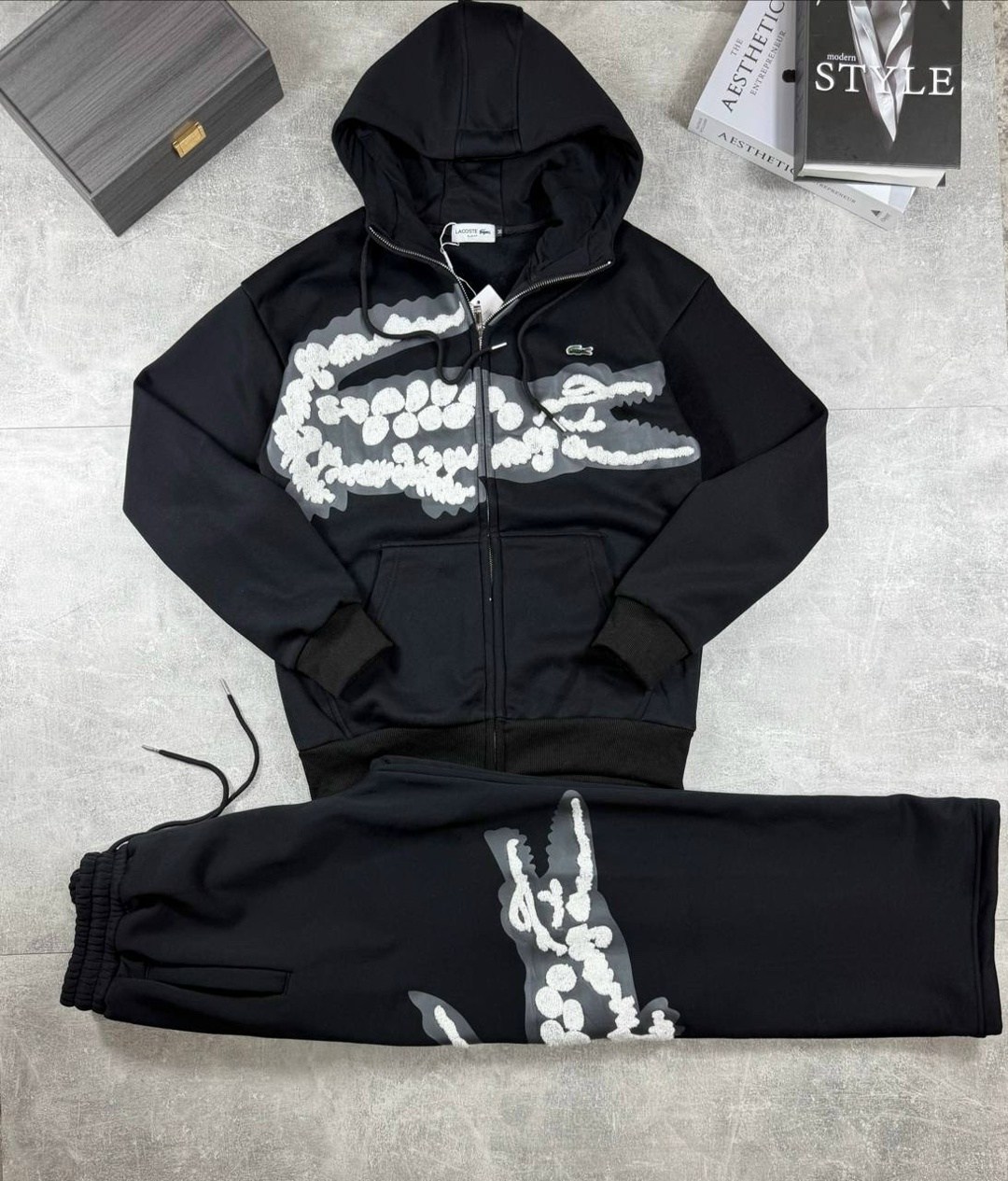 спортивный костюм lacoste,мужской спортивный костюм,lacoste grey sweatsuit,костюм спортивный,спортивные костюмы для мужчин