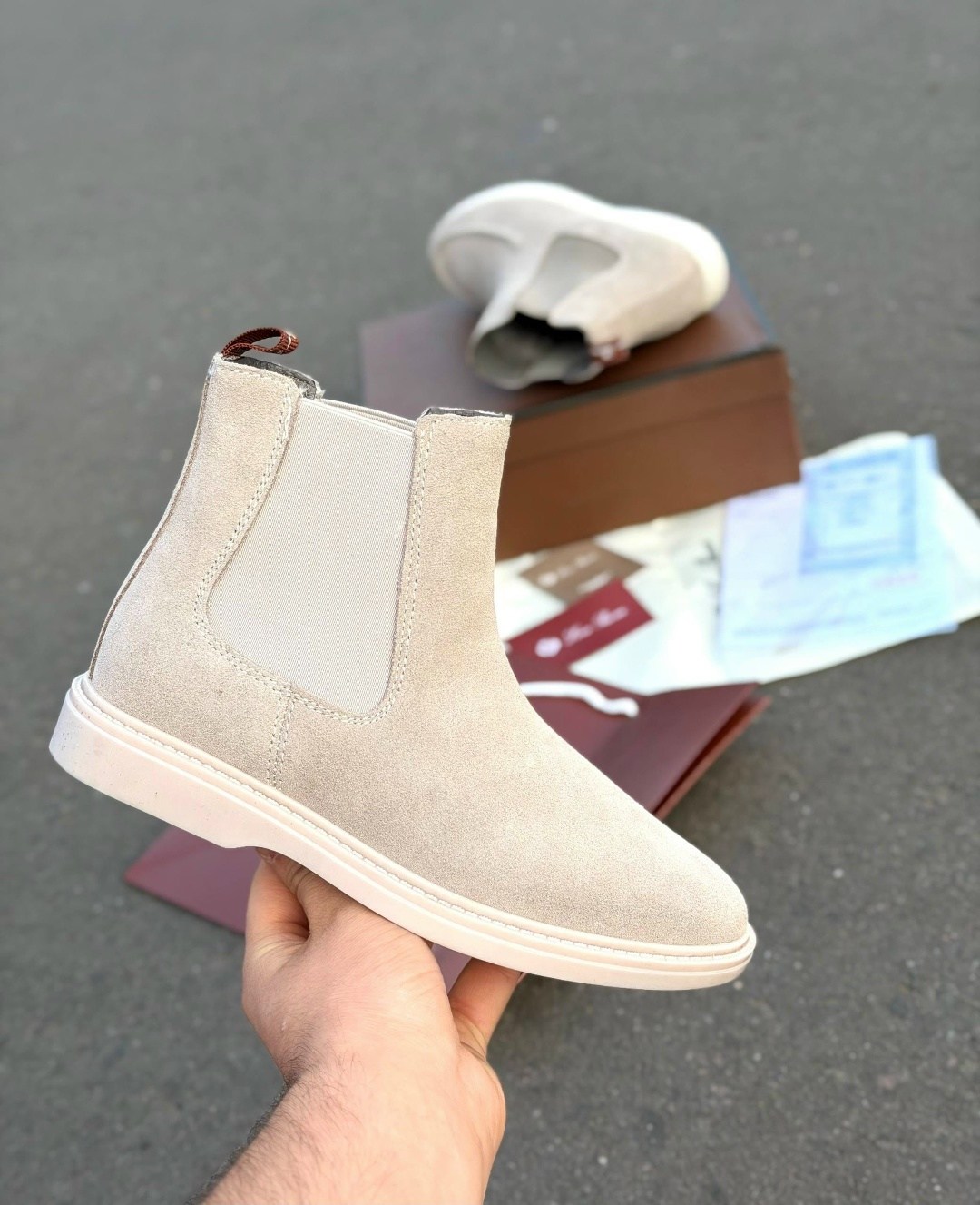 loro piana ботинки,замшевые ботинки,,лоро пиано  мужская,ботинки челси бежевые замшевые женские