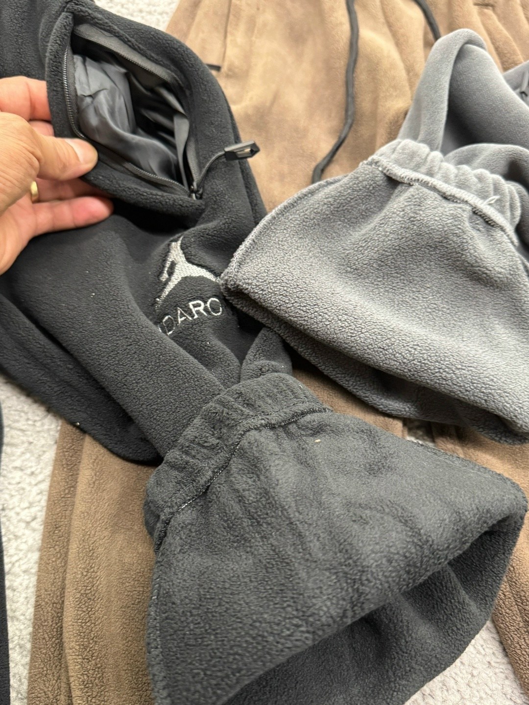 спортивные брюки jordan,мужские брюки jordan essentials fleece pant,мужские чёрные брюки jordan jumpman fleece pant 940172-010,брюки jordan,спортивные брюки