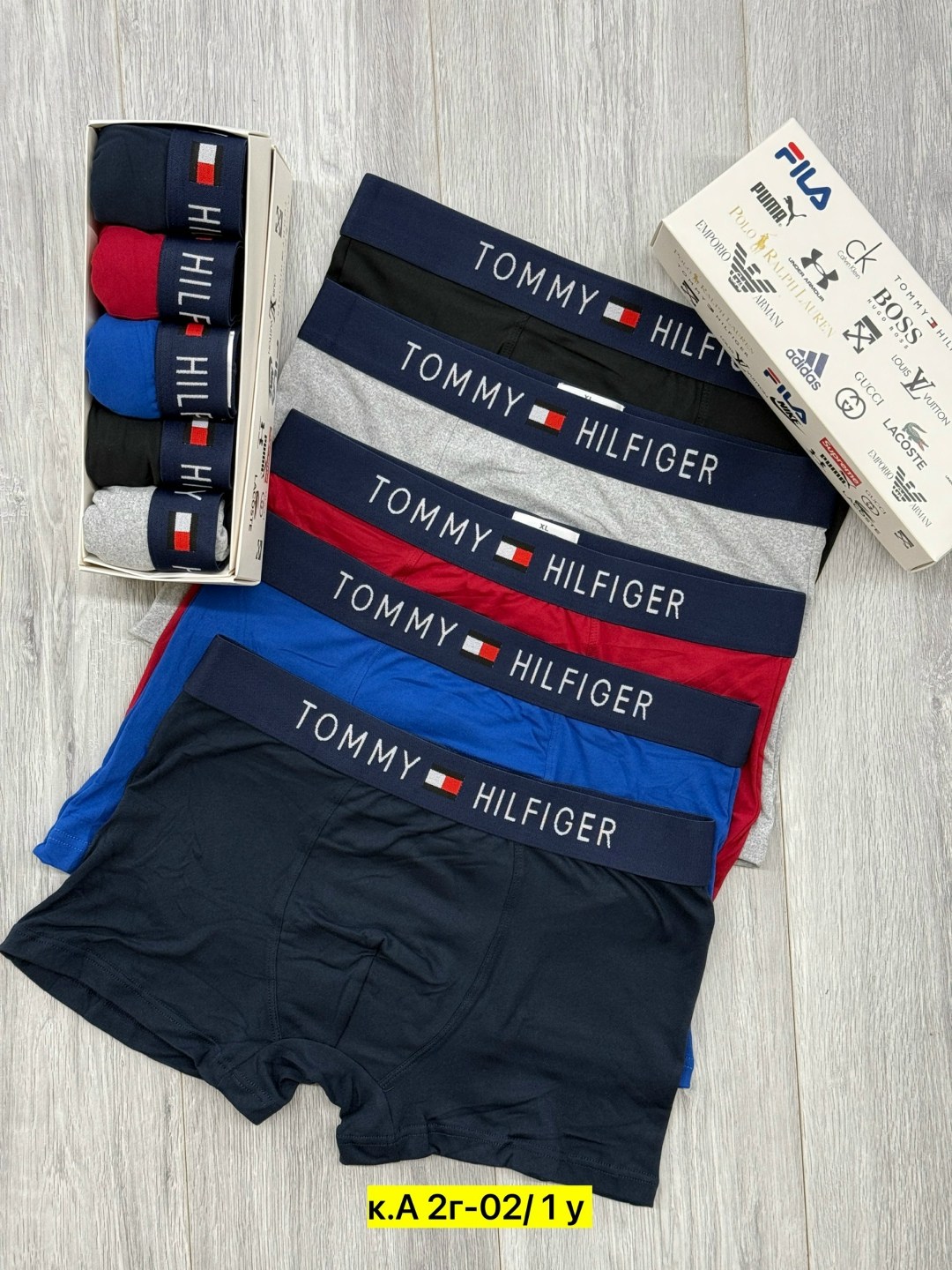 мужские трусы томми хилфигер набор 5 шт,набор мужских трусов tommy hilfiger,трусы томми хилфигер мужские в коробке,комплект трусов мужских,комплект трусов мужские боксеры