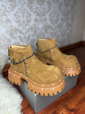 Ботинки