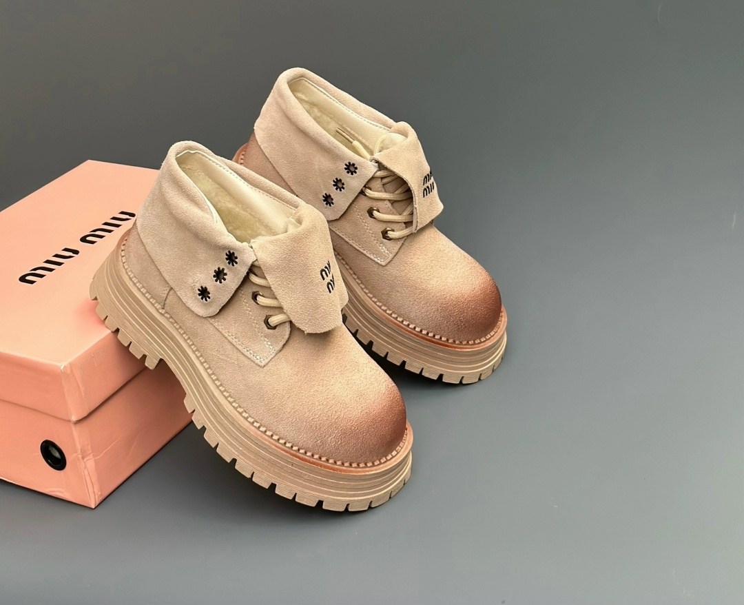 ,ботинки miu miu,женская ,ботинки замшевые miu miu,женские ботинки