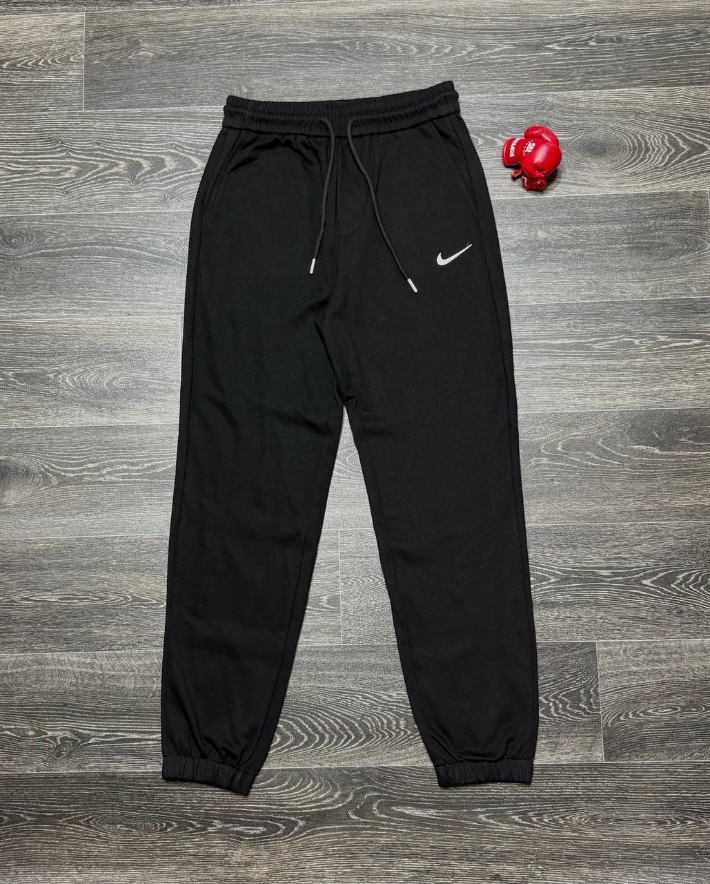 спортивные штаны nike,спортивные штаны nike мужские,спортивные штаны,спортивные брюки,брюки спортивные nike