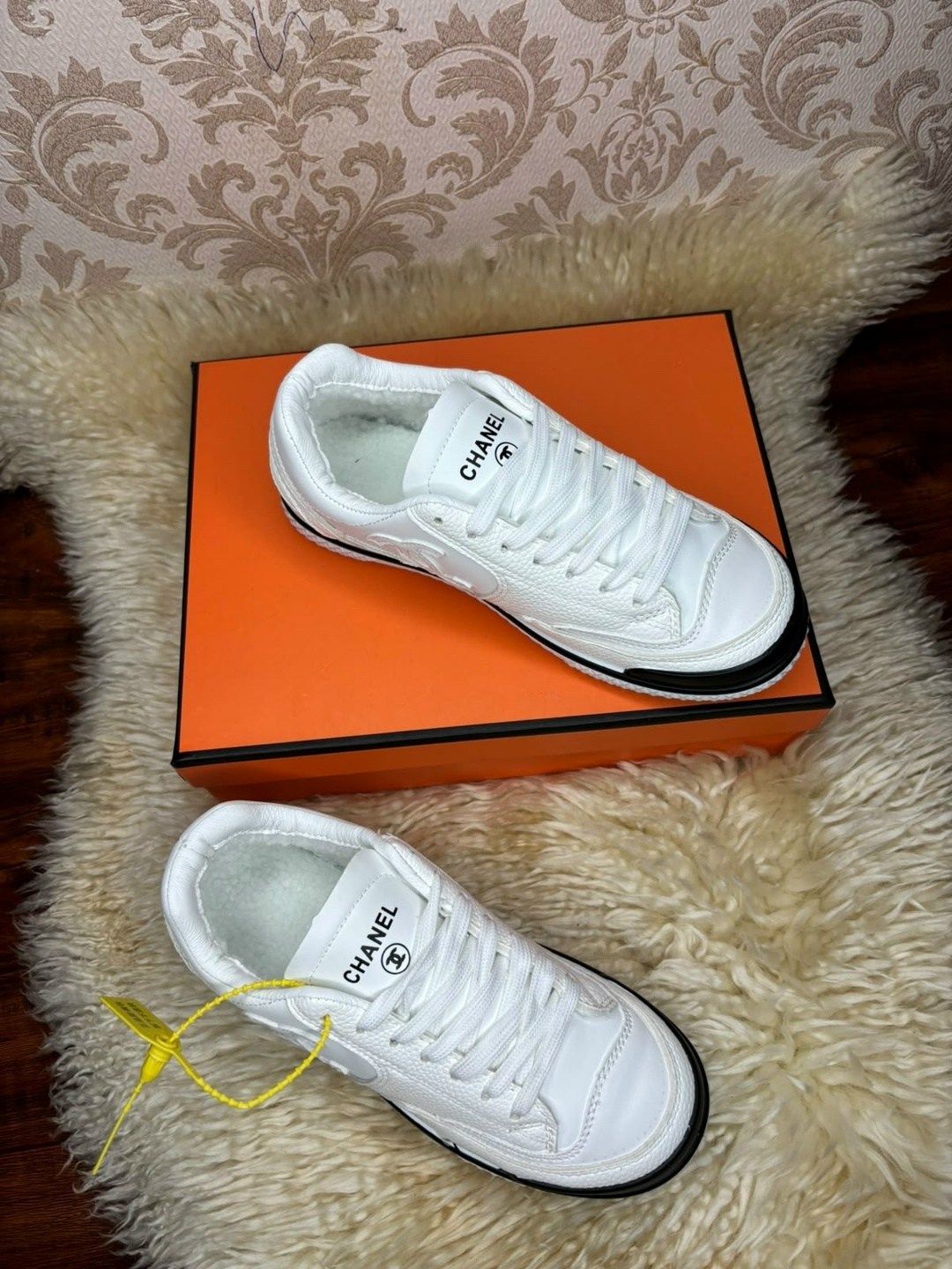 женские кроссовки chanel,,кеды chanel,кроссовки chanel,кроссовки шанели