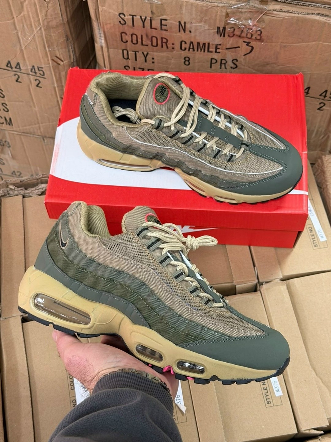 nike air max 95 premium,nike air max 95 se,кроссовки nike air max 95,nike air max 95,nike air max 95 essential