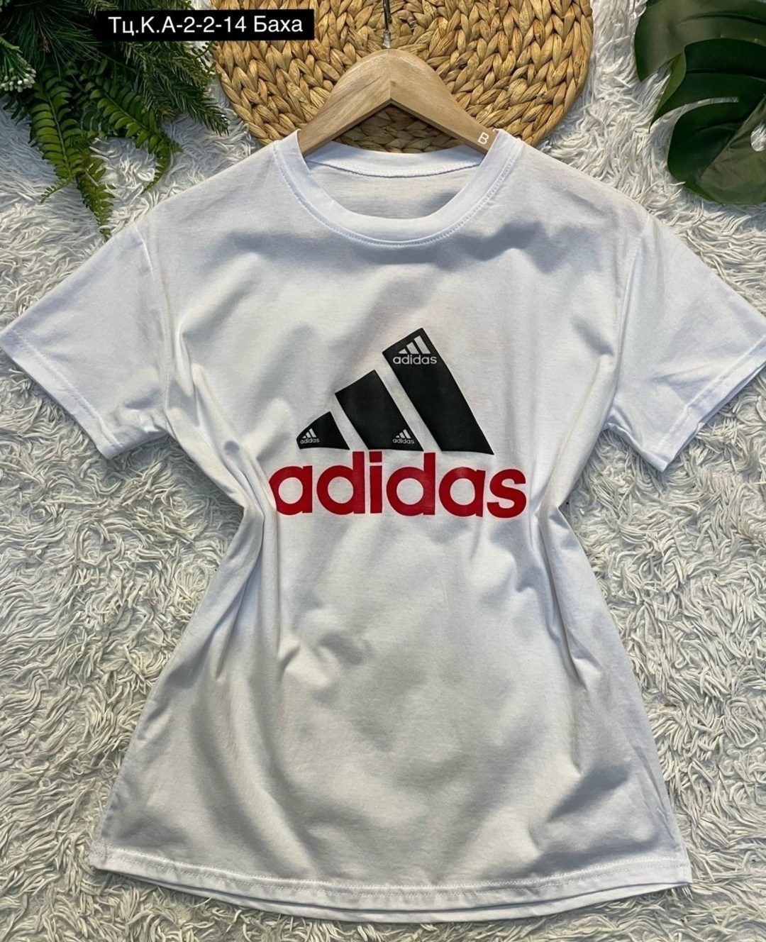 футболки adidas,футболка женская adidas,женская футболка,белый adidas,футболки спортивные adidas