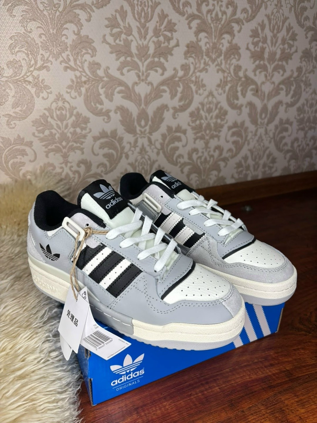 кроссовки adidas,кроссовки адидас,кроссовки adidas originals forum exhibit low grey black,кроссовки мужские adidas,кроссовки adidas forum low