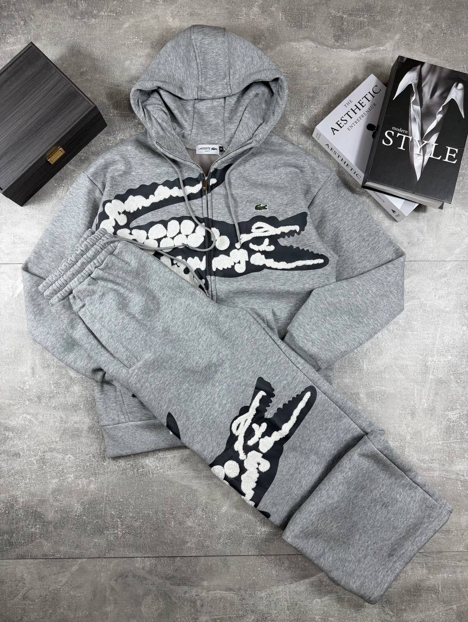 спортивный костюм lacoste,мужской спортивный костюм,lacoste grey sweatsuit,костюм спортивный,спортивные костюмы для мужчин