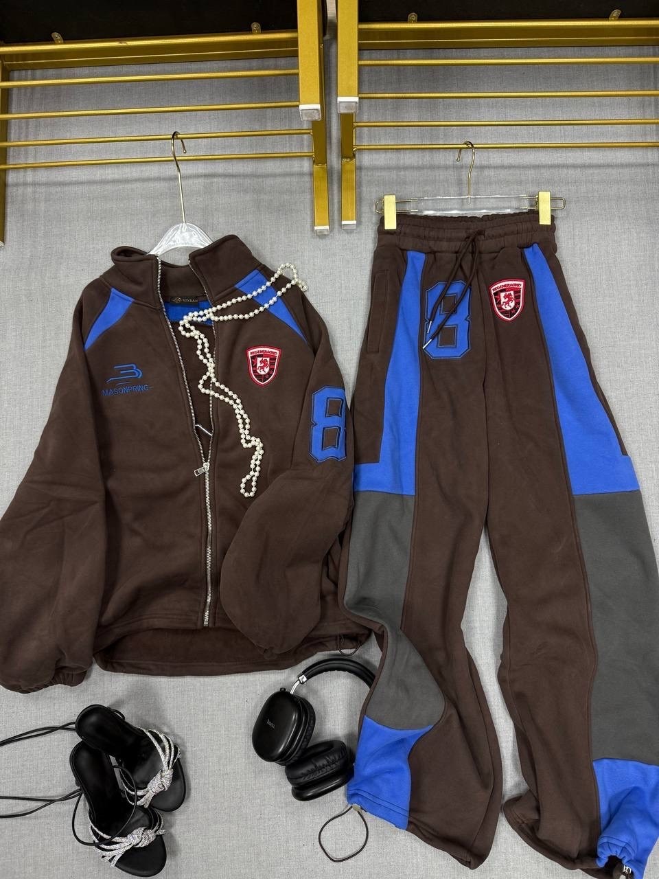 костюм теплый с начесом,sports jacket,флис,цвет молочный