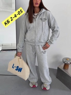 Костюм